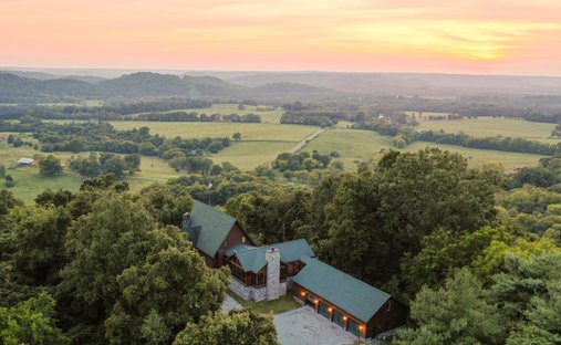 House in Williamsport, Tennessee, United States 1