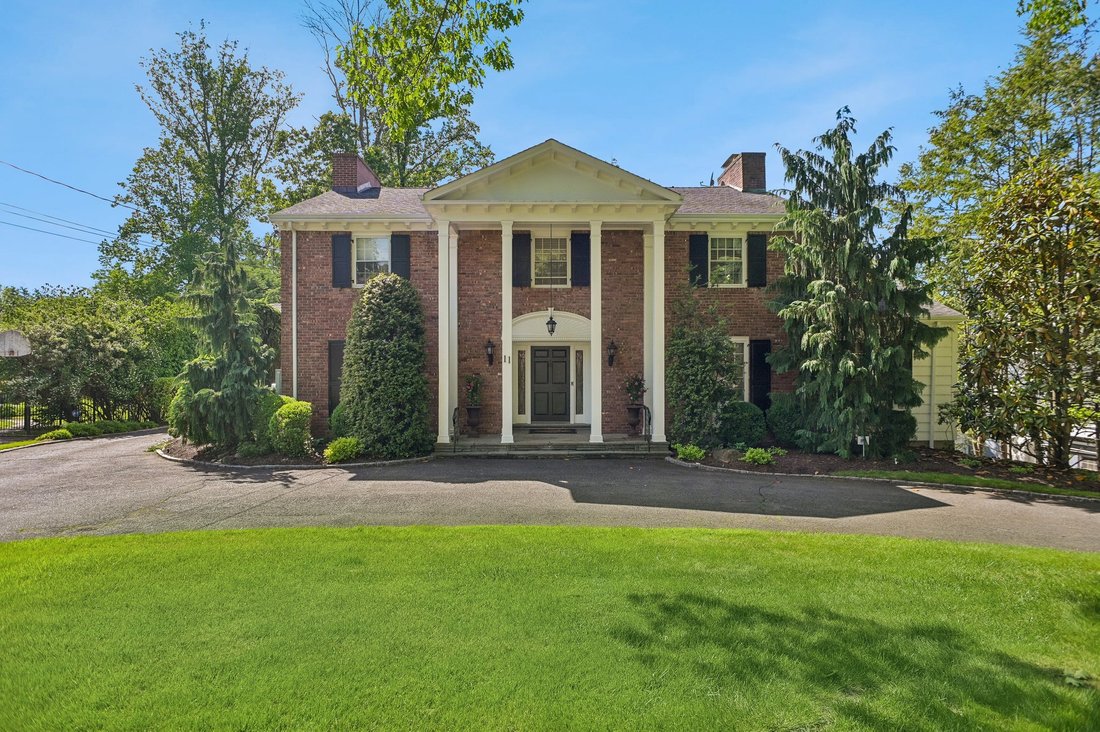 Short Hills, New Jersey, United States 1 - 18034515