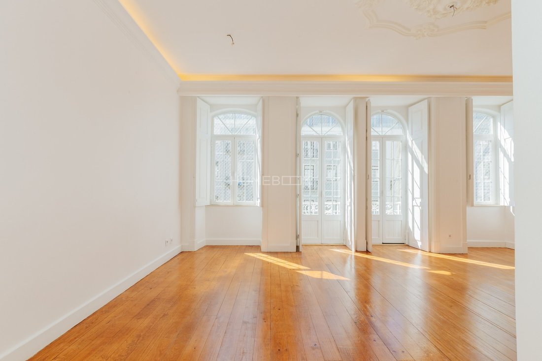 Apartment in Arroios, Lisbon, Portugal 5 - 18035362