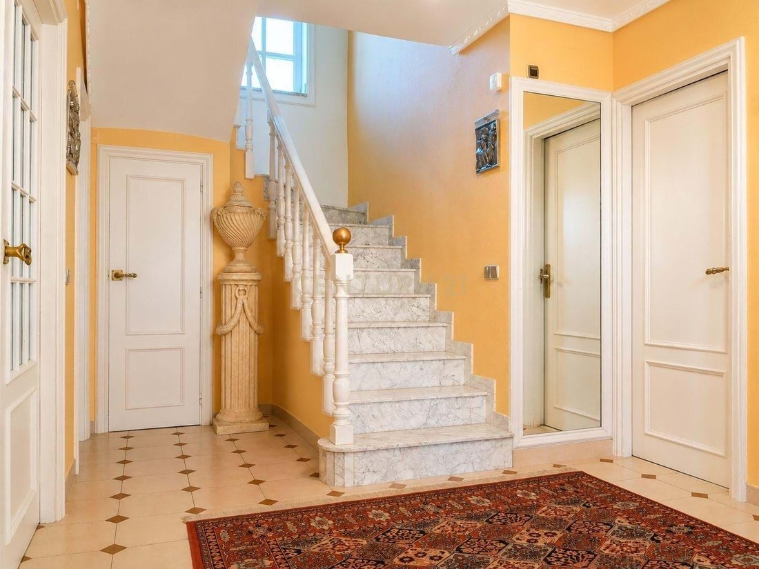 Villa in Las Rozas de Madrid, Comunidad de Madrid, Spain 4 - 18034183