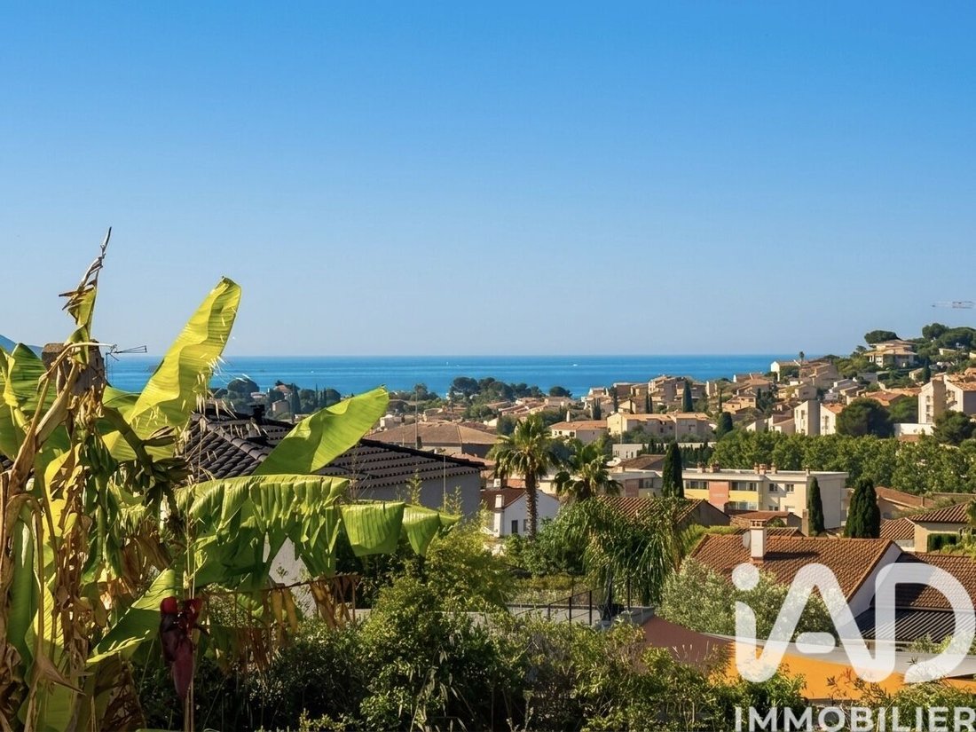 Land in Carqueiranne, Provence-Alpes-Côte d'Azur, France 2 - 17885176