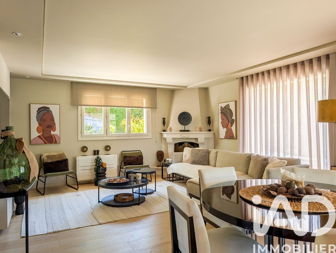 House in Mougins, Provence-Alpes-Côte d'Azur, France 3 - 18037385