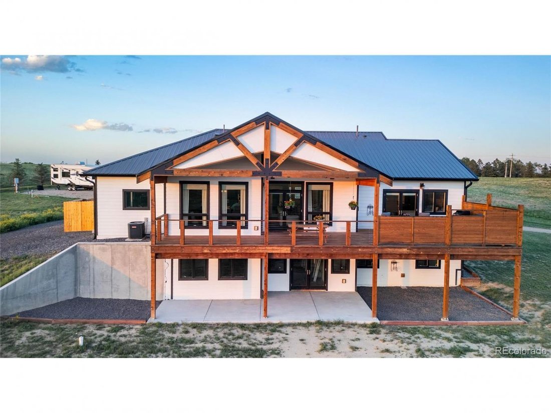 House in Wellington, Colorado, United States 2 - 18034284