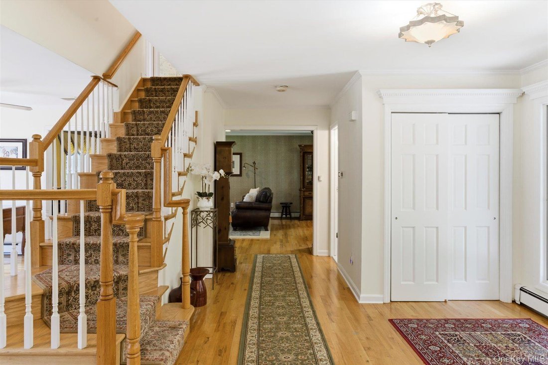 Cold Spring Harbor, New York, United States 3 - 18034091