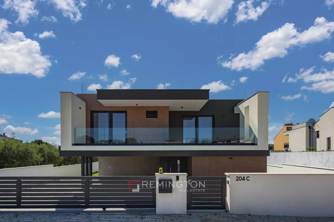 Villa in Mjesni odbor Busoler, Grad Pula, Istria County 2 - 14737217