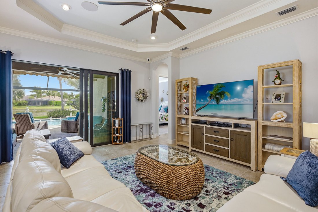 House in Naples, Florida, United States 4 - 18034522