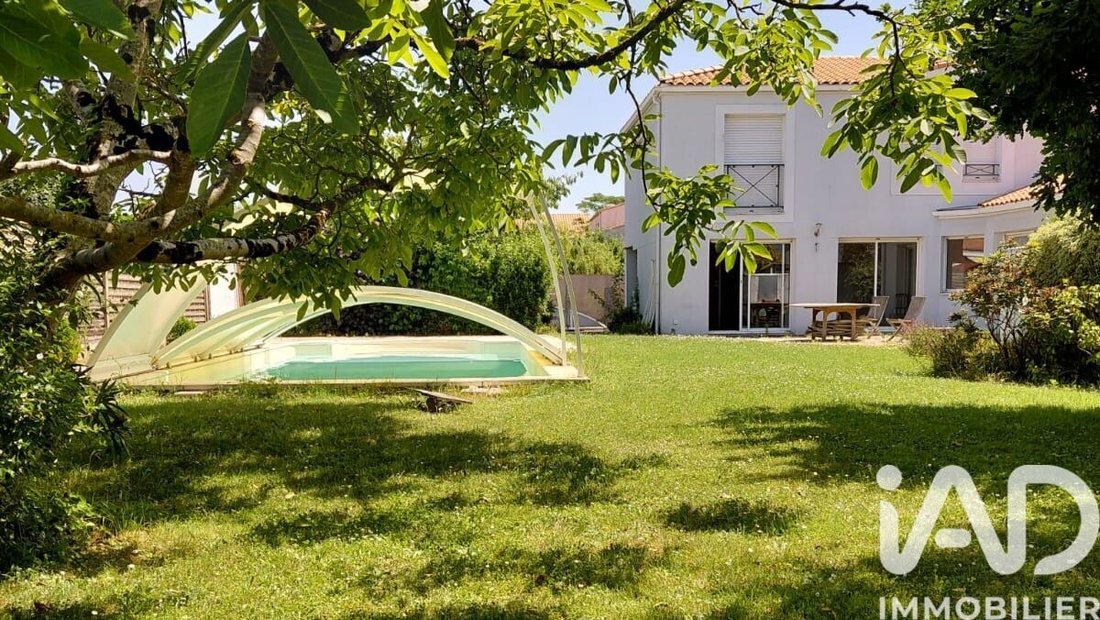 House in Saint-Sebastien-sur-Loire, Pays de la Loire, France 1 - 17483678