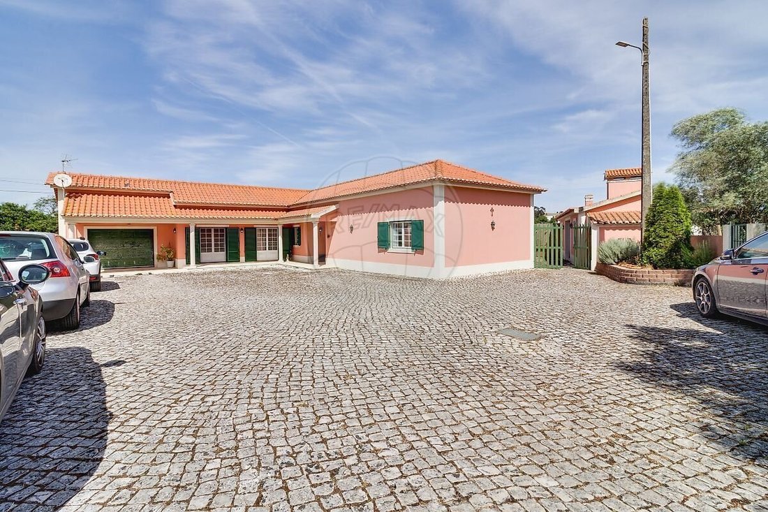 House in Arruda dos Vinhos, Lisbon, Portugal 2 - 18034056