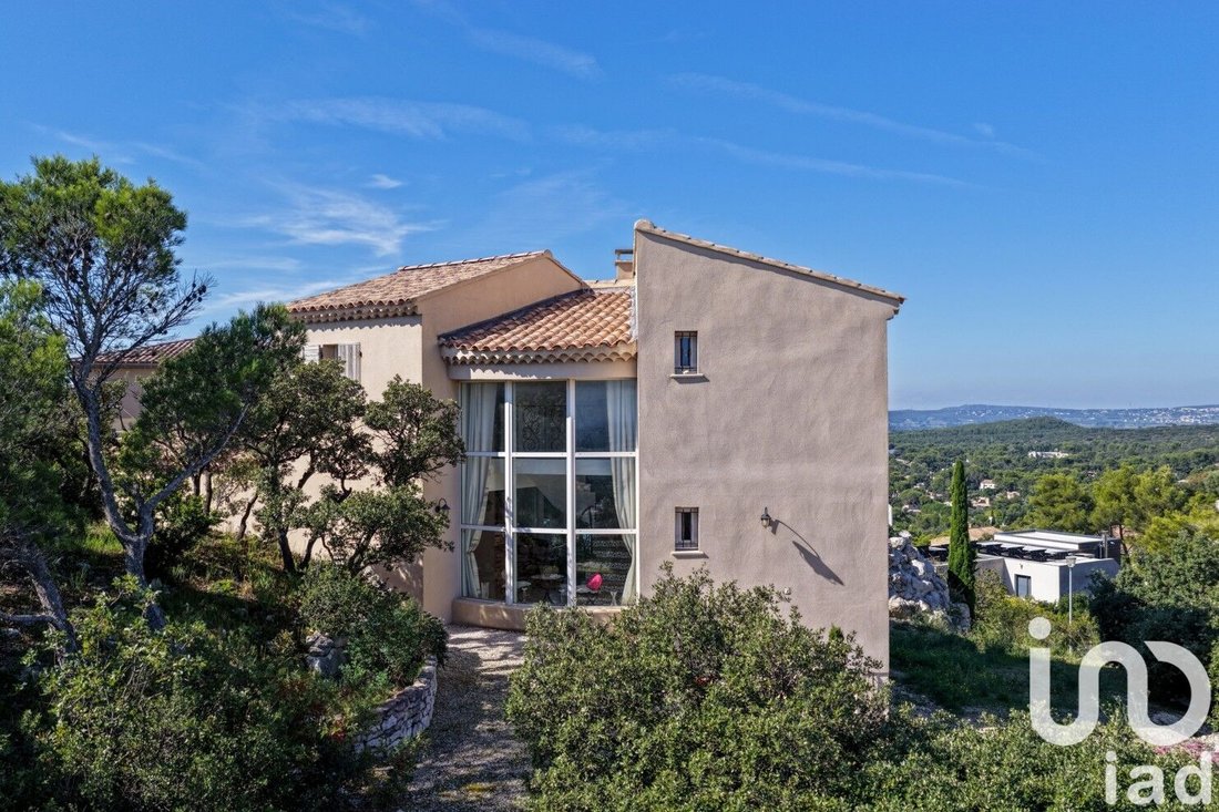 House in Charbonnières-Montagnié, Villeneuve-lès-Avignon, France 2 - 18035710
