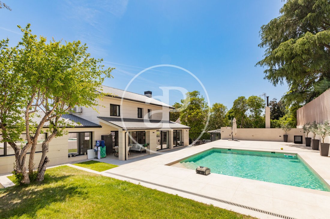 Villa in Pozuelo de Alarcon, Comunidad de Madrid, Spain 2 - 18034151