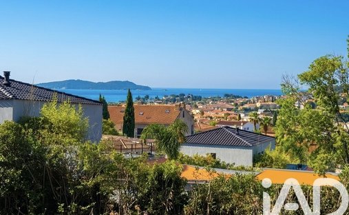 Land in Carqueiranne, Provence-Alpes-Côte d'Azur, France 1