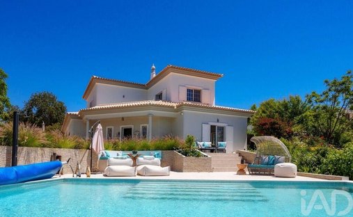 Townhouse in Loule (Sao Clemente), Algarve, Portugal 1