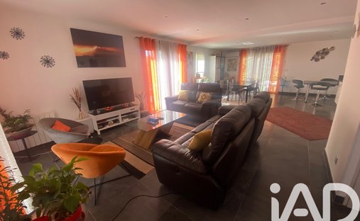 House in Ouest, Jacou, France 1