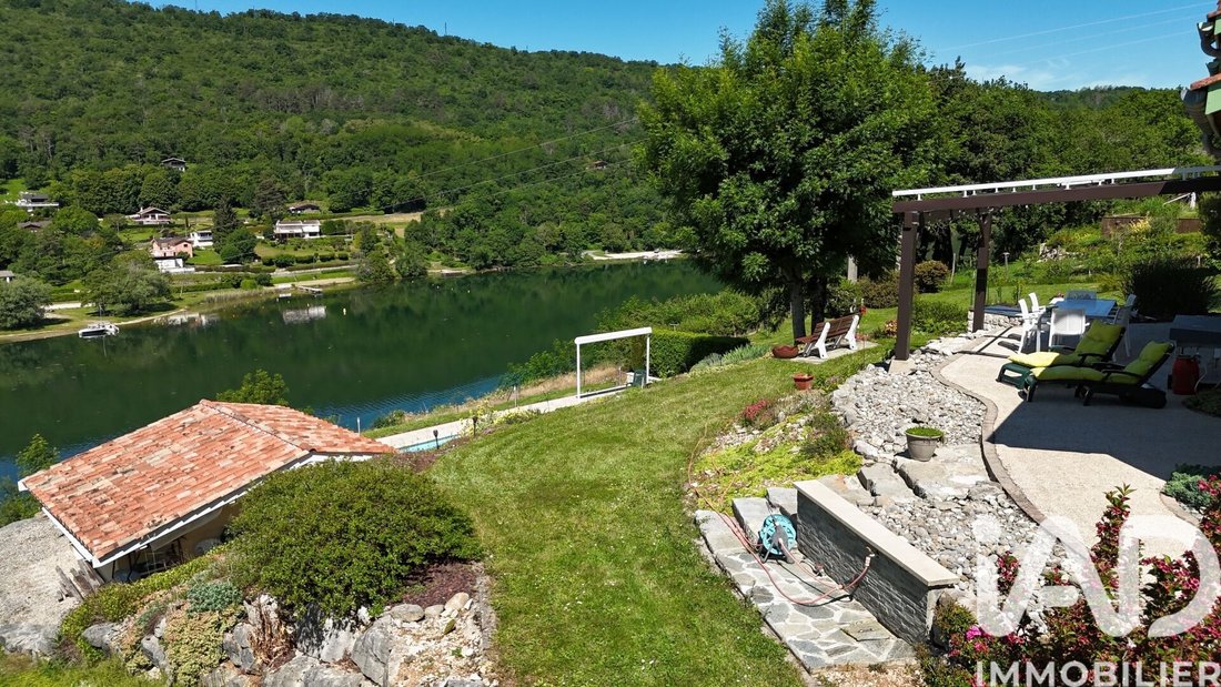 House in Serrières-sur-Ain, Auvergne-Rhône-Alpes, France 4 - 18038370
