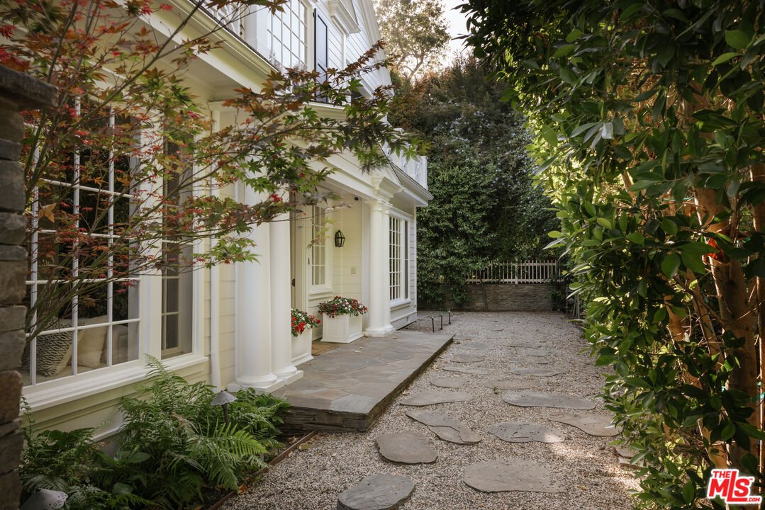 House in Los Angeles, California, United States 3 - 18034540