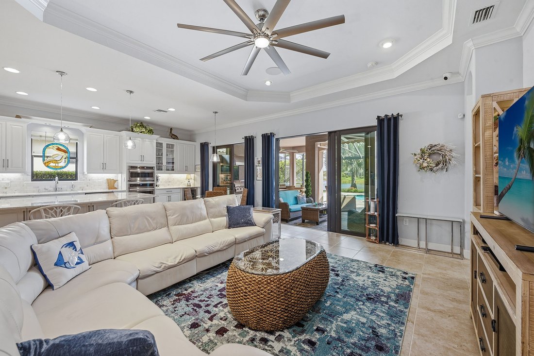 House in Naples, Florida, United States 3 - 18034522
