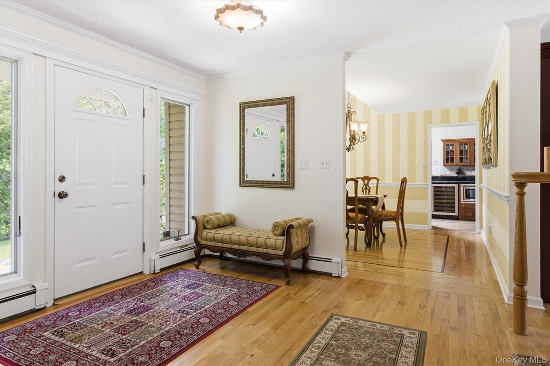 Cold Spring Harbor, New York, United States 2 - 18034091