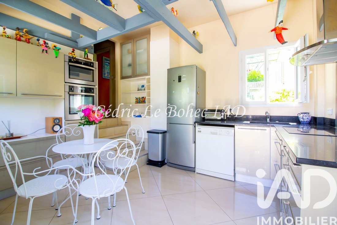 House in Beauchamp, Ile-de-France, France 2 - 18038458