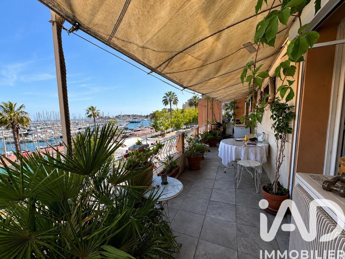 Apartment in Bandol, Provence-Alpes-Côte d'Azur, France 1 - 18035861