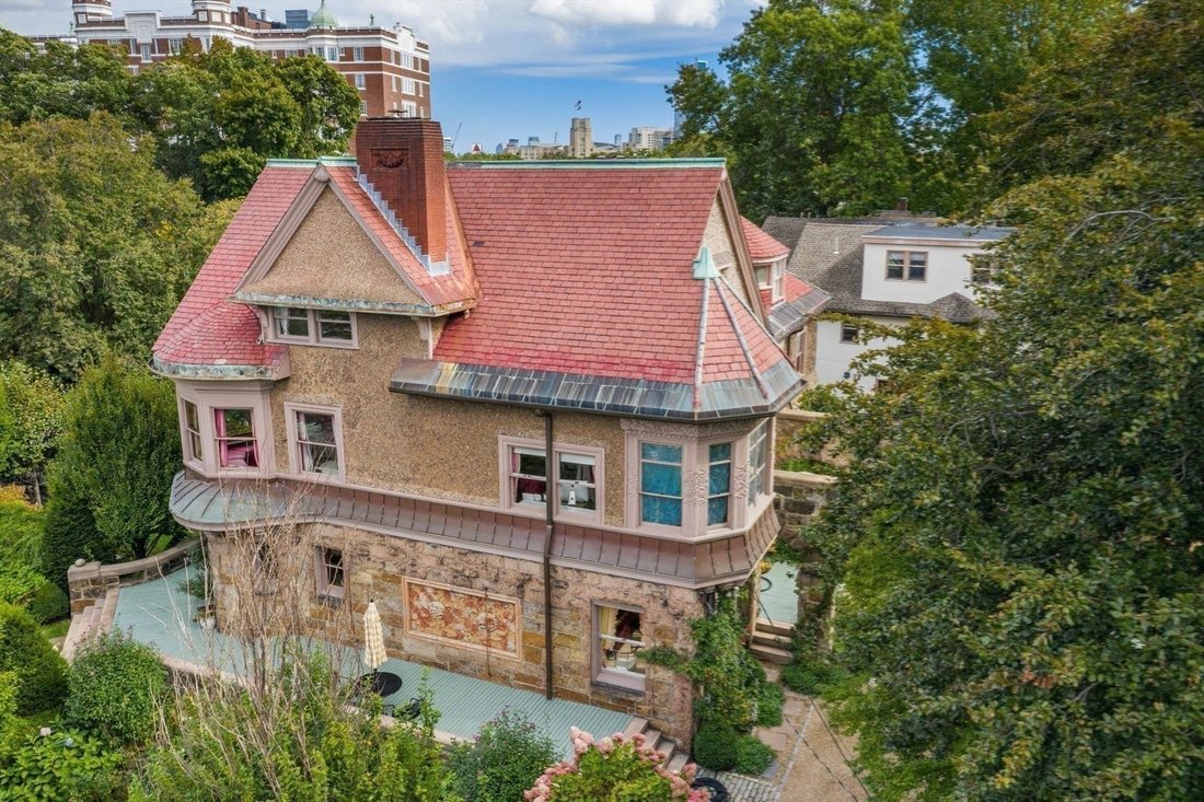 House in Brookline, Massachusetts, United States 3 - 18034523