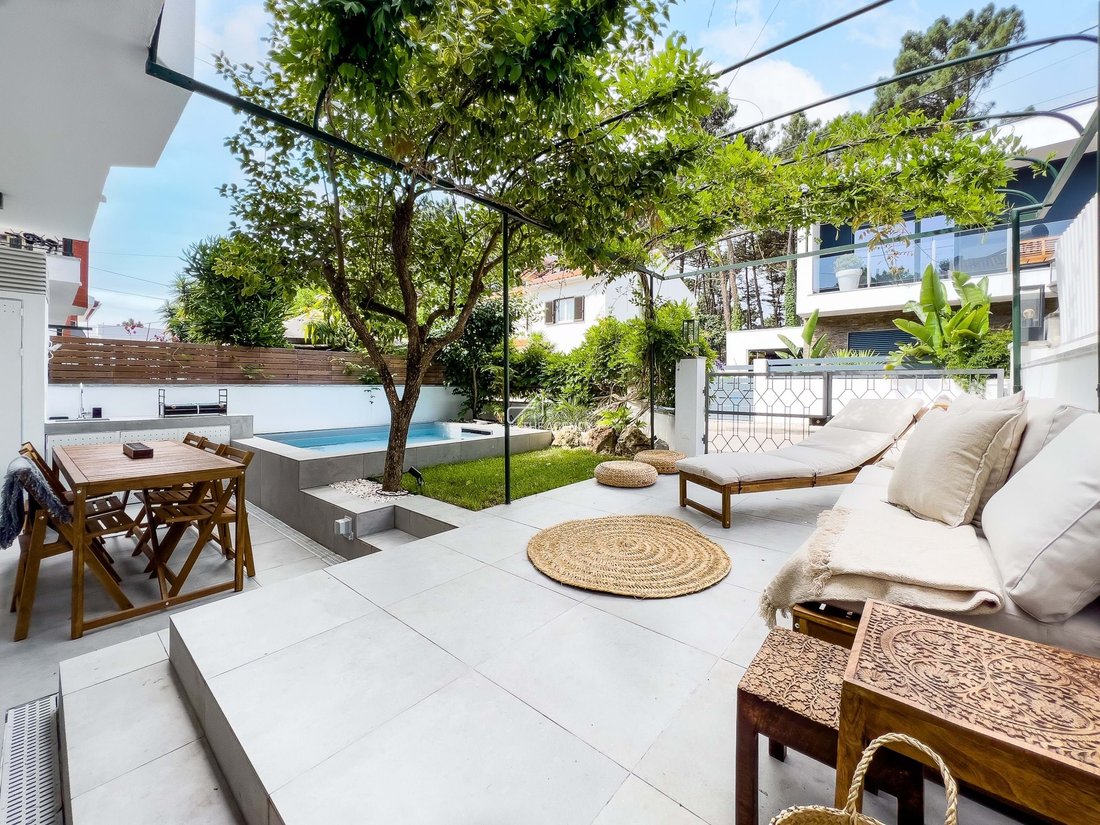 Villa in Charneca de Caparica e Sobreda, Setubal, Portugal 1 - 18035324