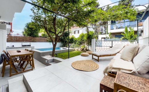 Villa in Charneca de Caparica e Sobreda, Setubal, Portugal 1