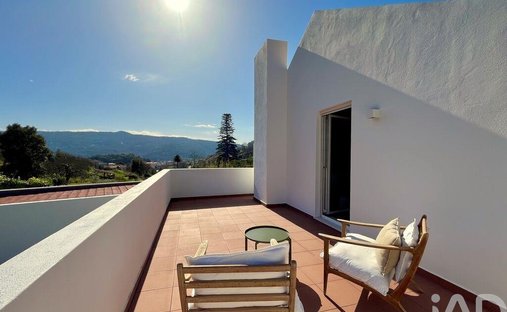 Townhouse in Monchique, Algarve, Portugal 1