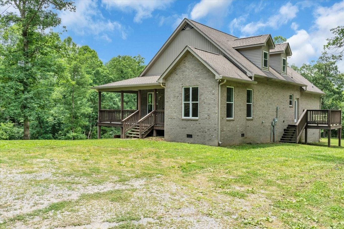 House in Smithville, Tennessee, United States 3 - 18033675
