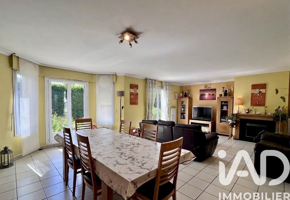 House in Champs de Villars, Acheres, France 4 - 18038170