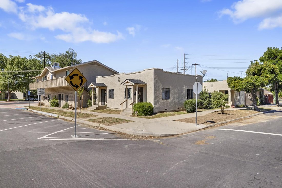 Apartment in Modesto, California, United States 3 - 18033579