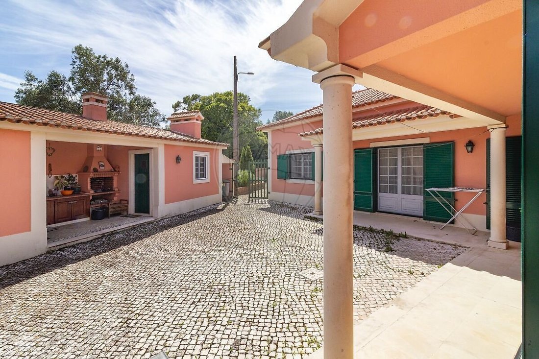 House in Arruda dos Vinhos, Lisbon, Portugal 4 - 18034056