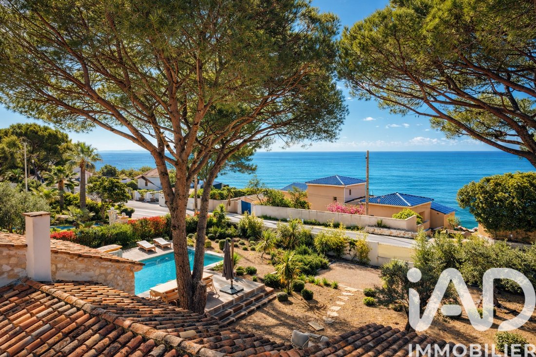 House in Les Issambres, Roquebrune-sur-Argens, France 2 - 17272323
