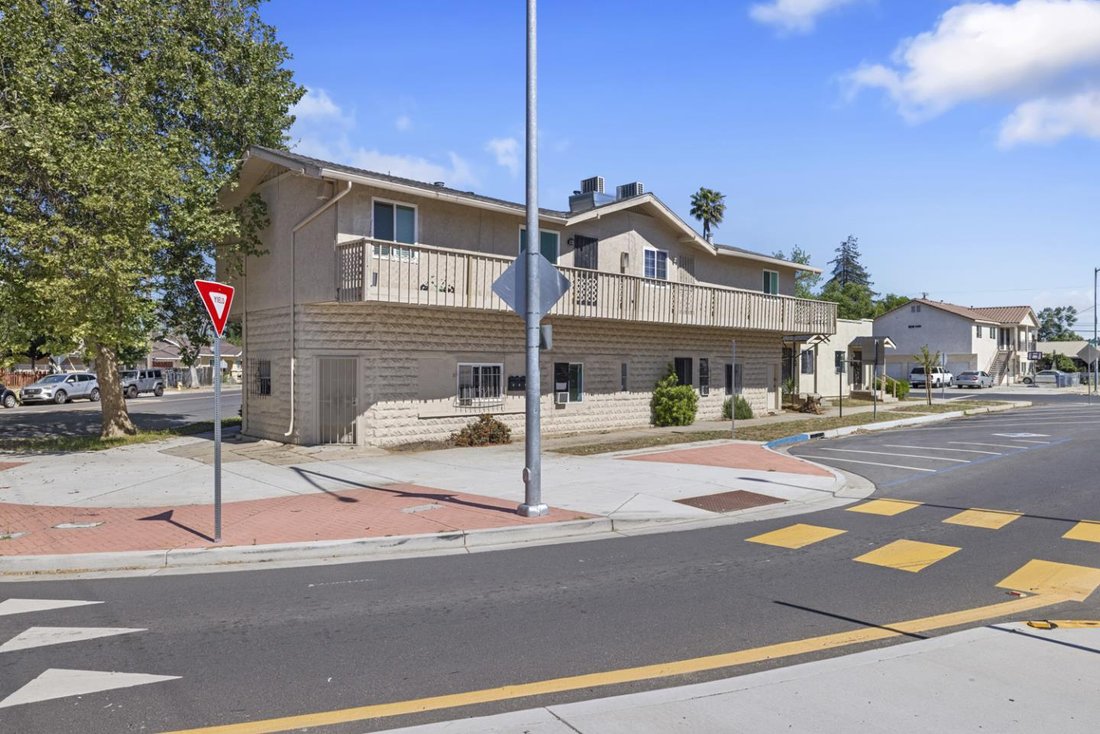 Apartment in Modesto, California, United States 5 - 18033579