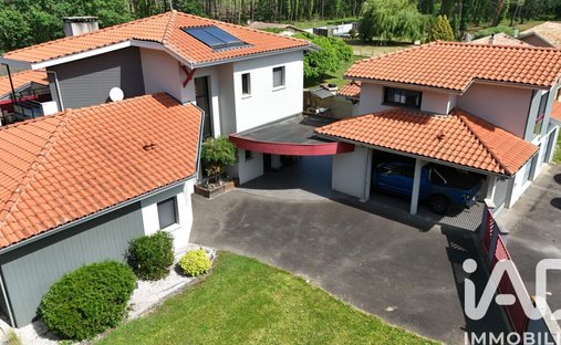 House in Parentis-en-Born, Nouvelle-Aquitaine, France 1