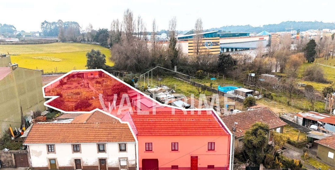 Villa in Ermesinde, Porto District, Portugal 1 - 18035273