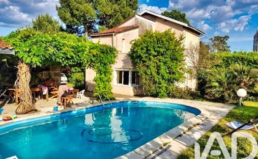 House in Villenave-d'Ornon, Nouvelle-Aquitaine, France 1