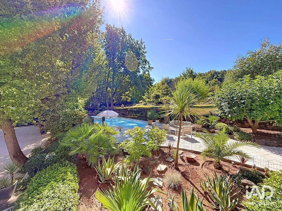 House in Trets, Provence-Alpes-Côte d'Azur, France 4 - 18038667
