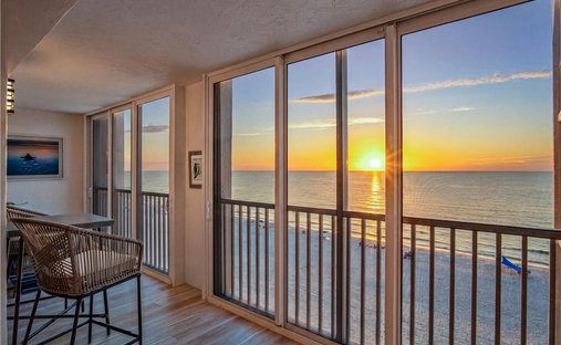 Condo in Bonita Springs, Florida, United States 1