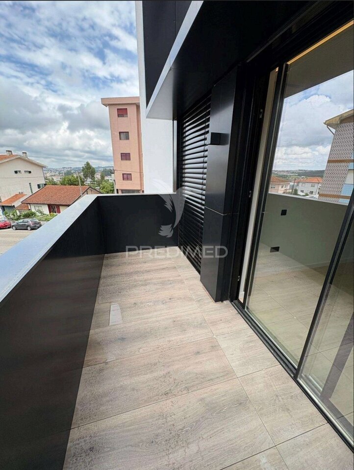 Apartment in Gondomar (Sao Cosme), Valbom e Jovim, Porto District, Portugal 1 - 18034190