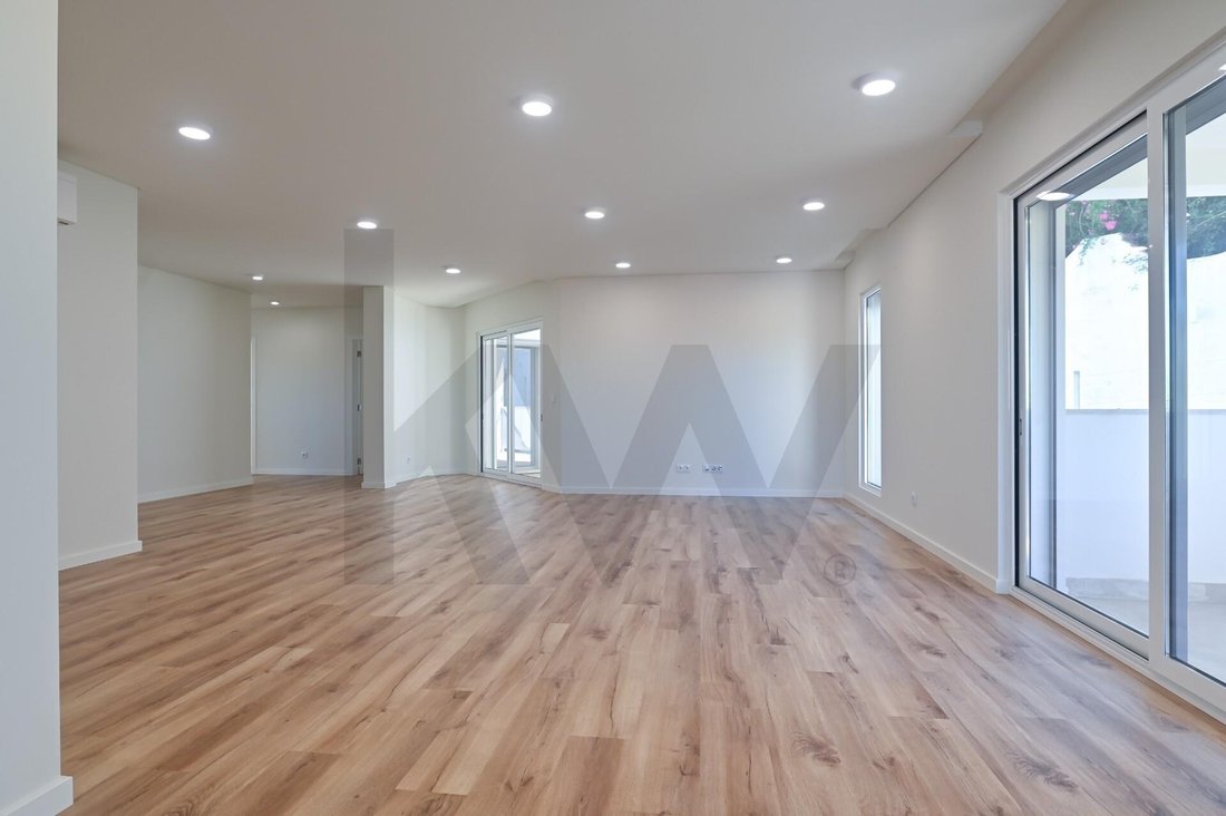 Apartment in Sao Vicente, Lisbon, Portugal 3 - 18034192