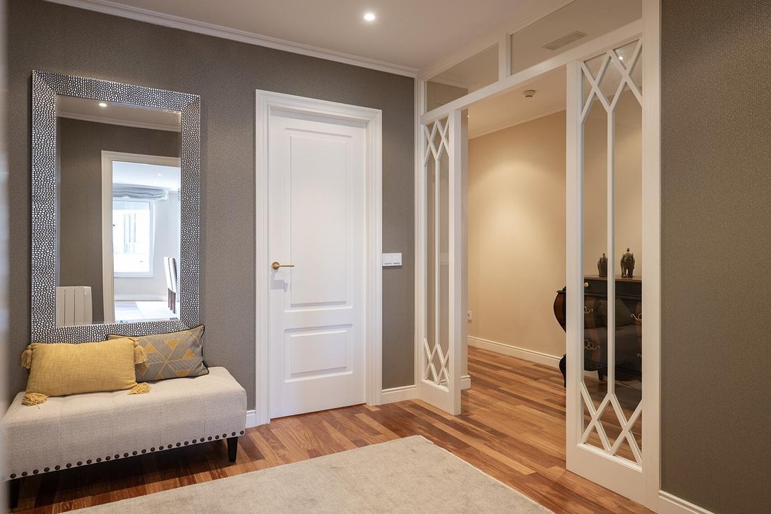 Apartment in Santiago de Compostela (District), Santiago de Compostela, Spain 2 - 18033858