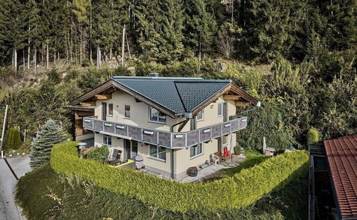 House in Aschau im Zillertal, Tyrol, Austria 1