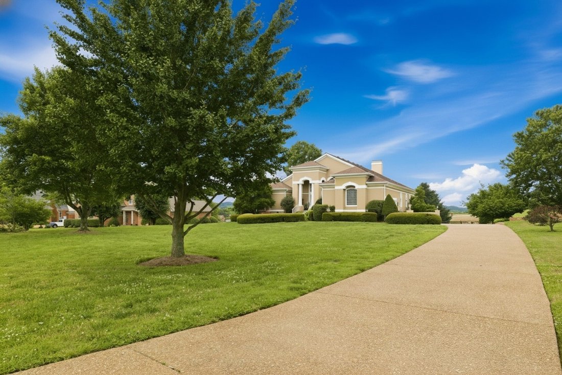 House in Franklin, Tennessee, United States 2 - 18029167
