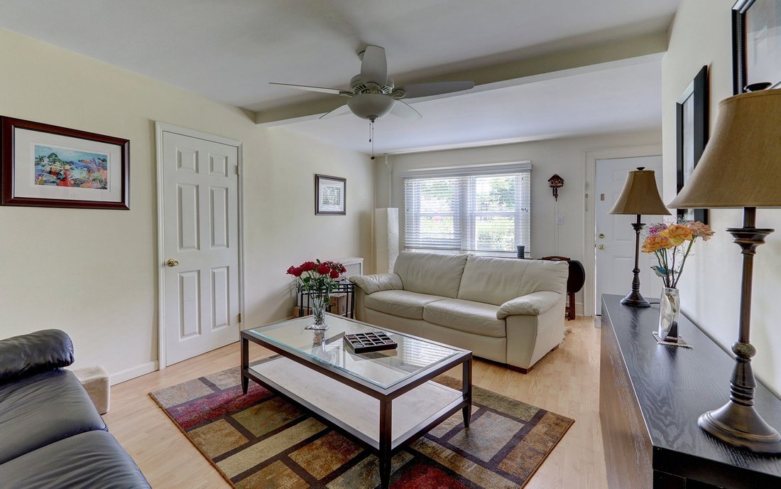 Appartement à Roslyn Heights, État de New York, États-Unis 4 - 18034095