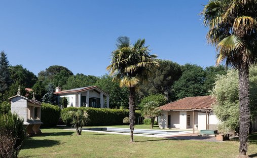 Villa en San Cibrao das Vinas, Galicia, España 1