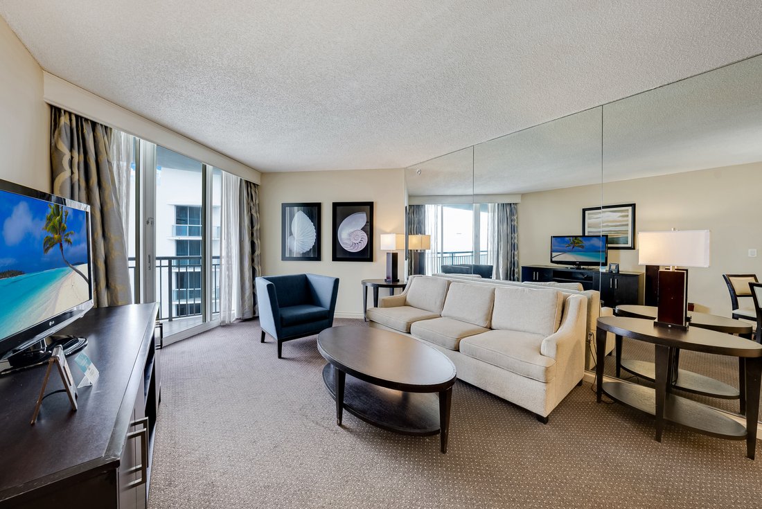 Condo in Sunny Isles Beach, Florida, United States 4 - 18035333