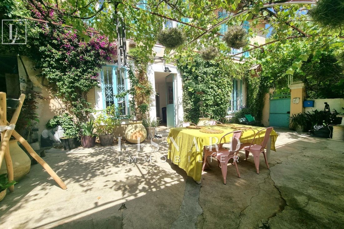 Villa in Centre, Vallauris, France 1 - 18033930