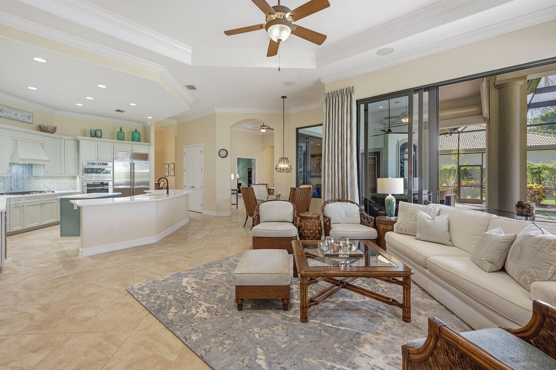 House in Naples, Florida, United States 5 - 18034676