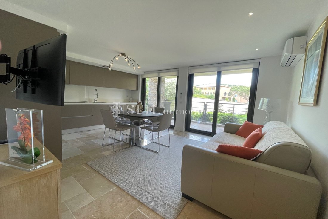 Apartment in Les Issambres, Roquebrune-sur-Argens, France 4 - 18033987