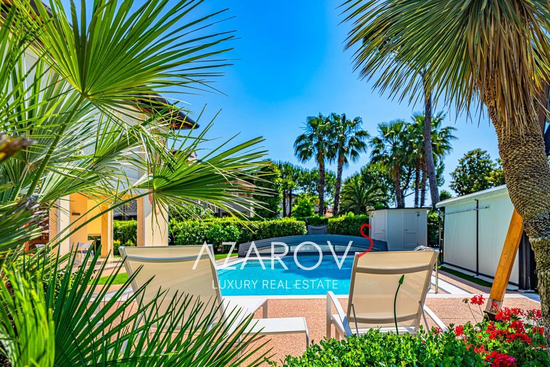 Villa in Center, Forte dei Marmi, Tuscany 3 - 18034275